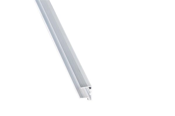 U Profil 16 mm Alu preßblank mit Tropfkante – Verschluß untere Seite für Stegplatten 6000 mm lang